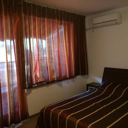 아파트 2-х комнатные в г.поморие болгария